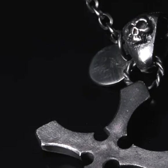 2 Abnormal Sides Reversible Cross Necklace - Picture 4 of 4